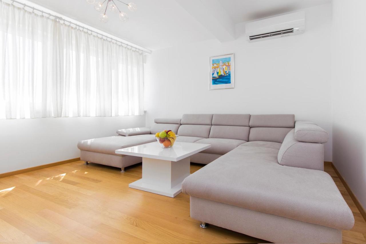 Apartment Royal II Vodice Buitenkant foto