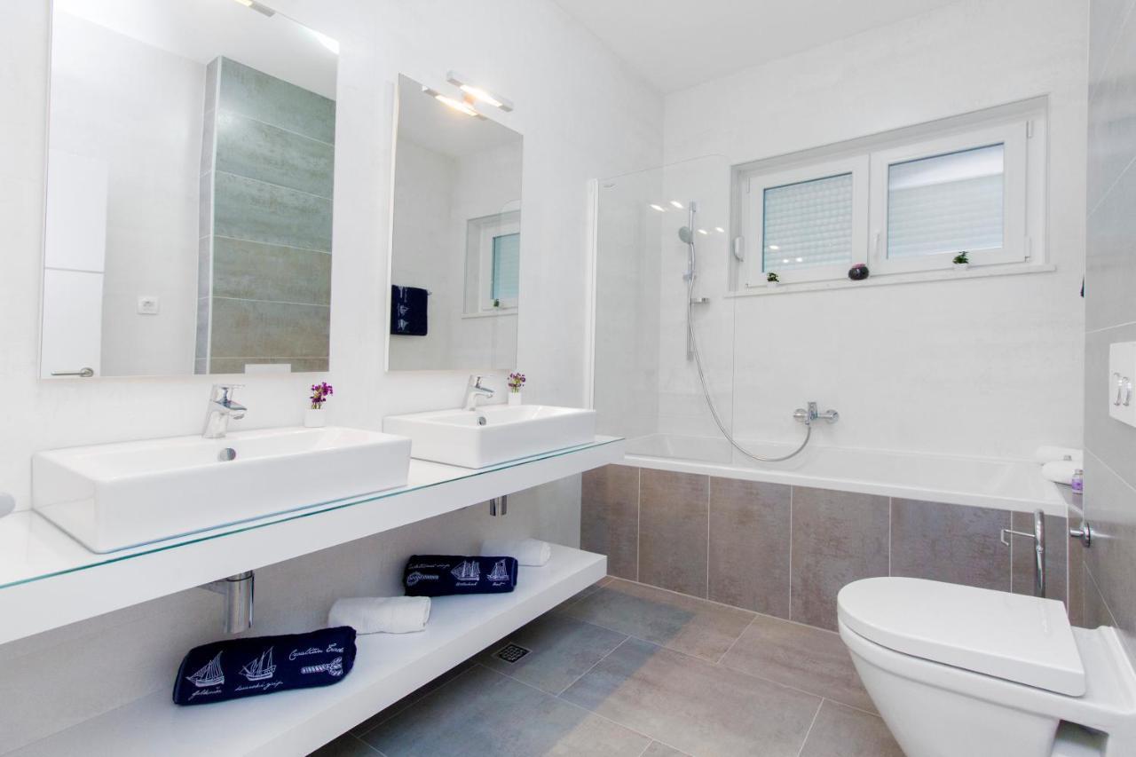 Apartment Royal II Vodice Buitenkant foto